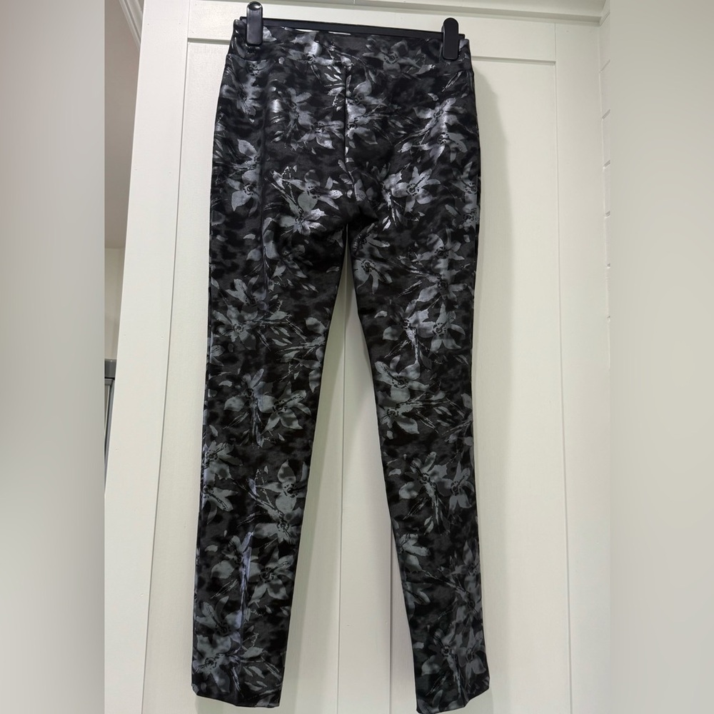 Insight Black and Gray Floral Leggings - Picture 2 of 5